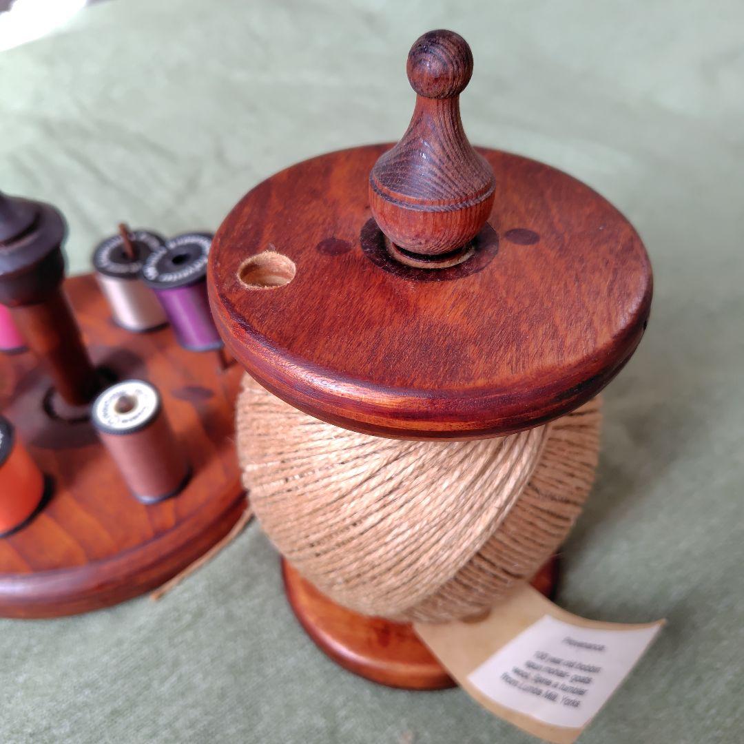 英国アンティーク 木製糸巻きホルダーとボビンスタンドセット - メルカリ