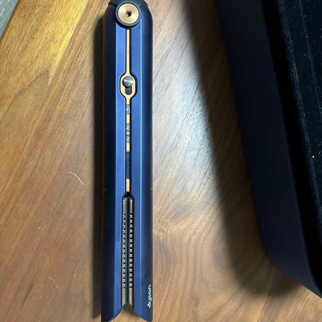 ダイソン コードレスストレートアイロン P8V-JP-PJJ0289A - メルカリ