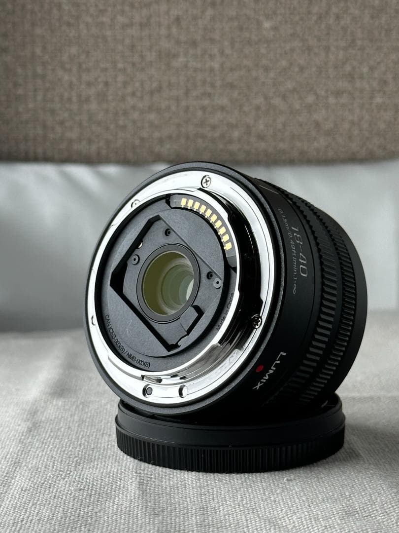 （極美品）Panasonic LUMIX S 18-40mm F4.5-6.3