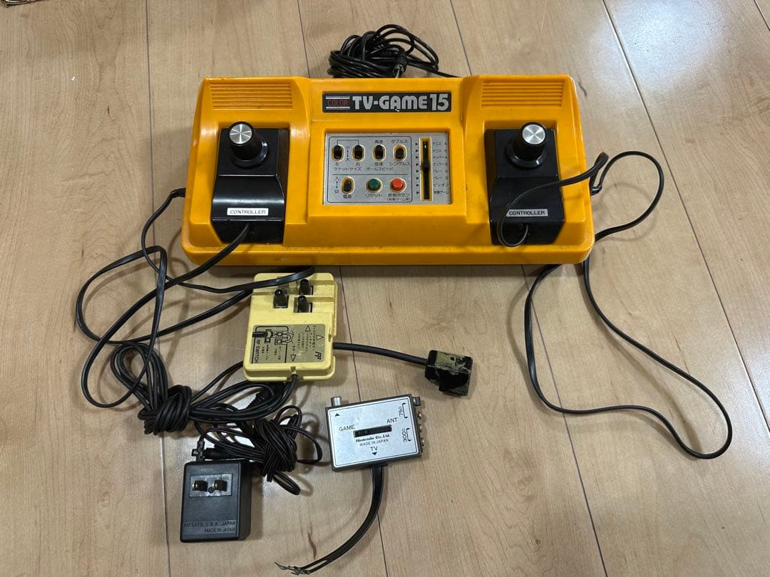 【値下げ交渉受け付け】任天堂カラーテレビゲーム15 ファイル:Color TV-Game 15 (Cut out).jpg - Wikipedia