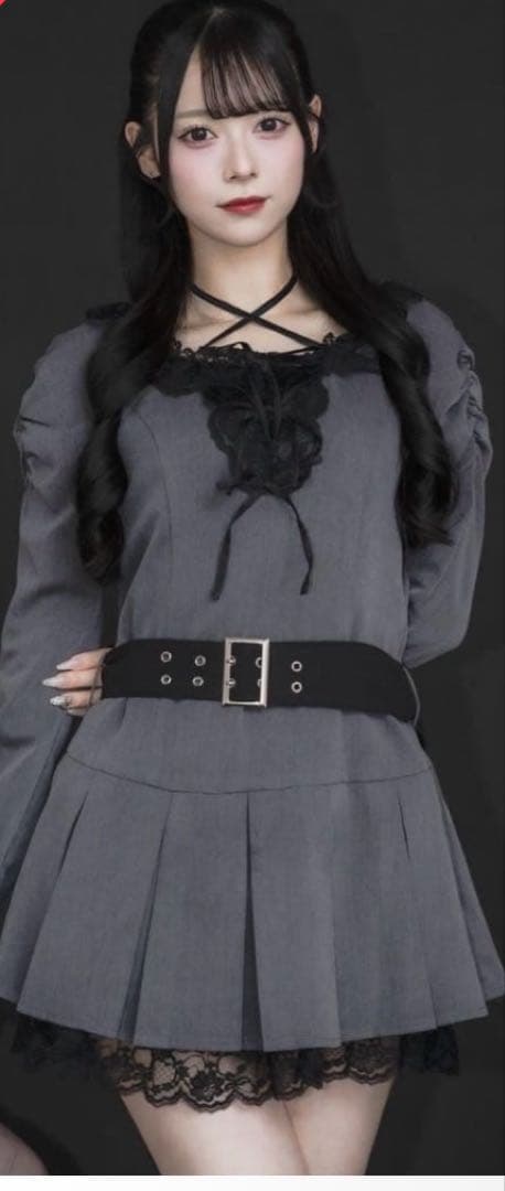 pium レースフリルプリーツミニワンピース - メルカリ