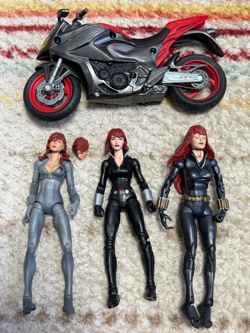 マーベルレジェンド　ブラックウィドウ　セット Amazon.com: Hasbro Marvel Black Widow Legends Series 6-inch