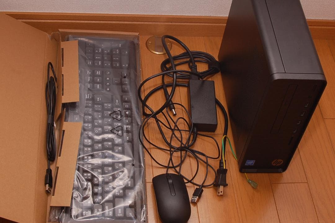HP Slim Desktop S01-aF1102jp 使用時間850時間ほど HP Slim Desktop S01 レビュー：税込3万円台からの激安スリム型