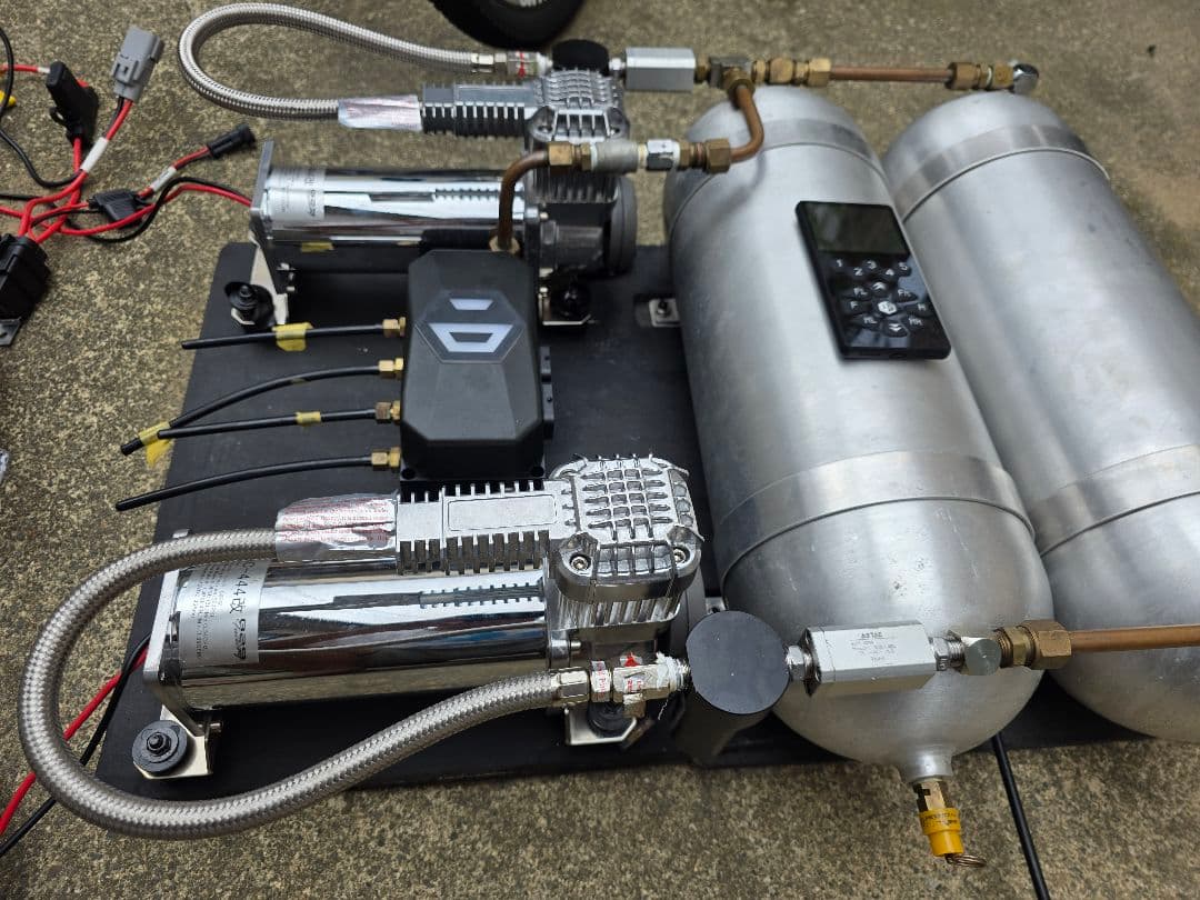 エアサス エアマネジメント エアコンプレッサー アルファード ヴェルファイア 30系 アルファード×ヴェルファイア 専用エアサス | ACC inc エアサス