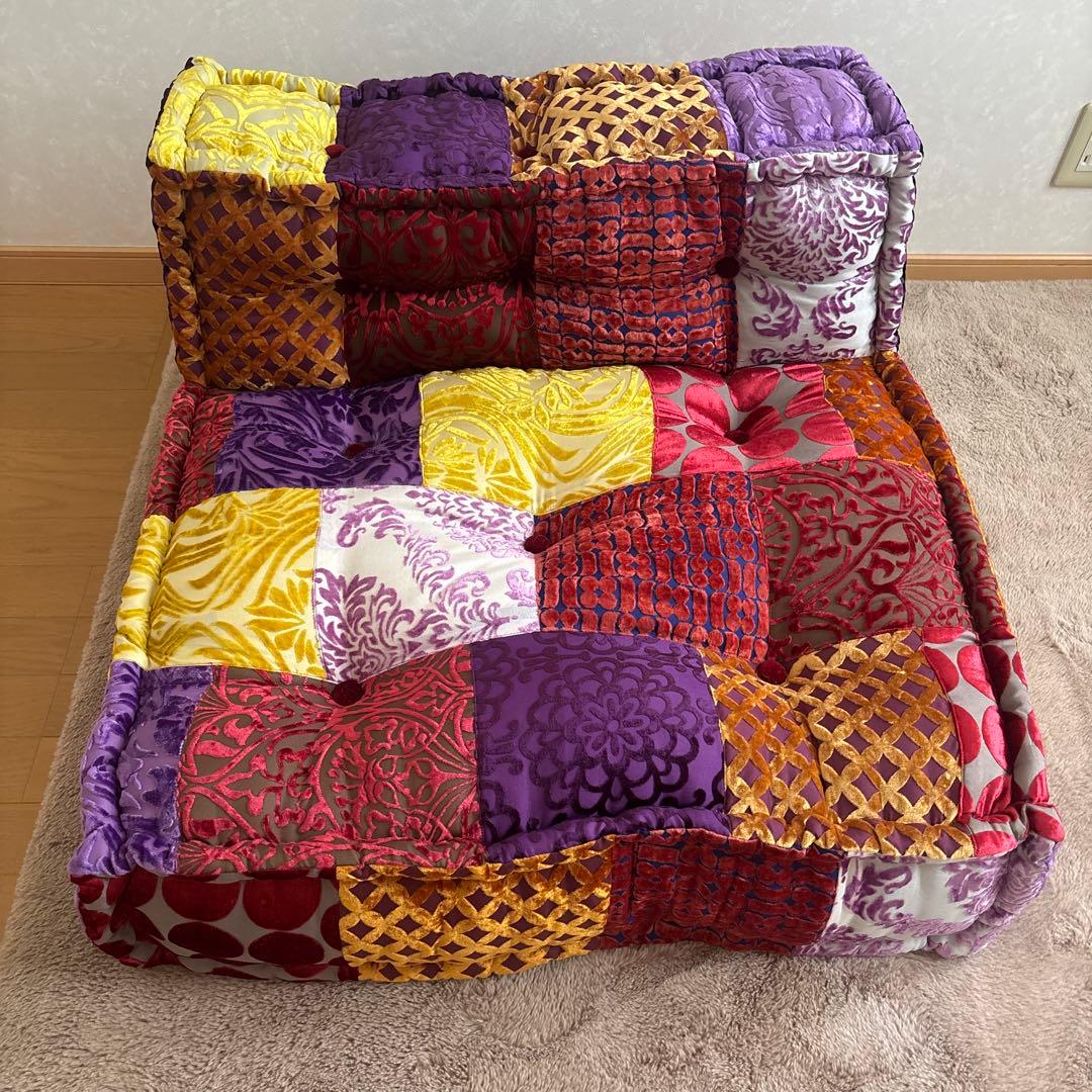 アデペシュ ブロック マルチ ソファ センター 000000004322-02.jpg?size=xl&w=