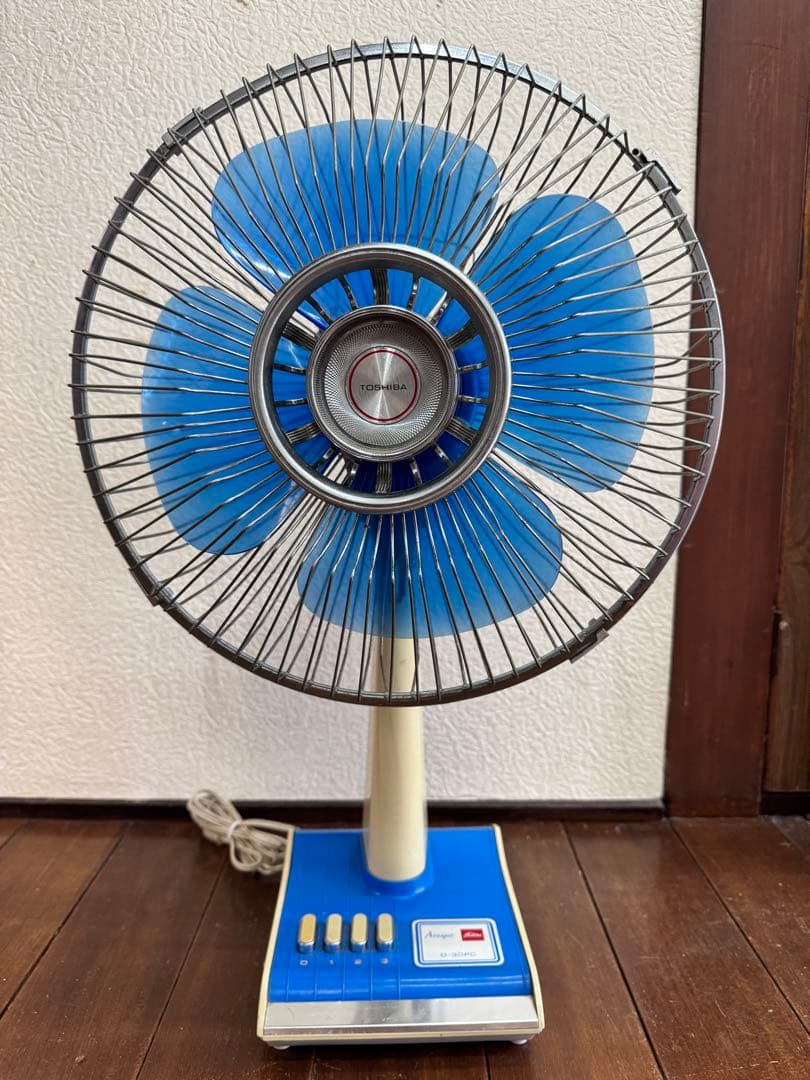 動作確認済み 当時物 TOSHIBA 東芝 扇風機 D-30PC ブルー - メルカリ