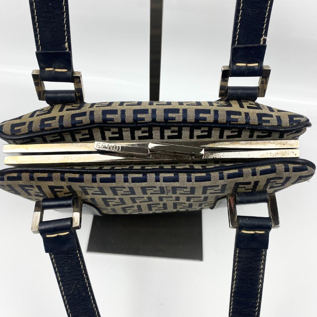 FENDI ズッキーニ ネイビー がま口 ハンドバッグ ミニバッグ マンマ