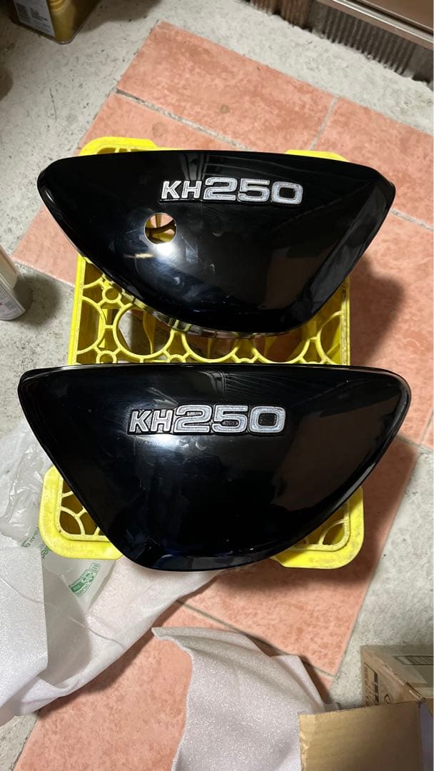 kh250サイドカバー 250ss HOT&COOL ホット&クール アルフィンタイプサイドカバー エンブレム