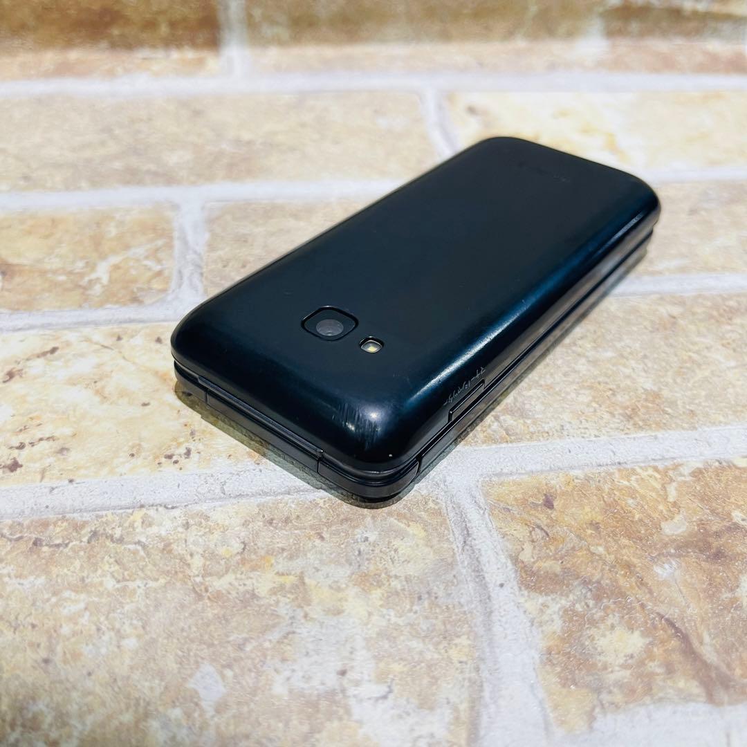 au SIM GRATINA KYF39 4GB ブラック 電池良好 - メルカリ