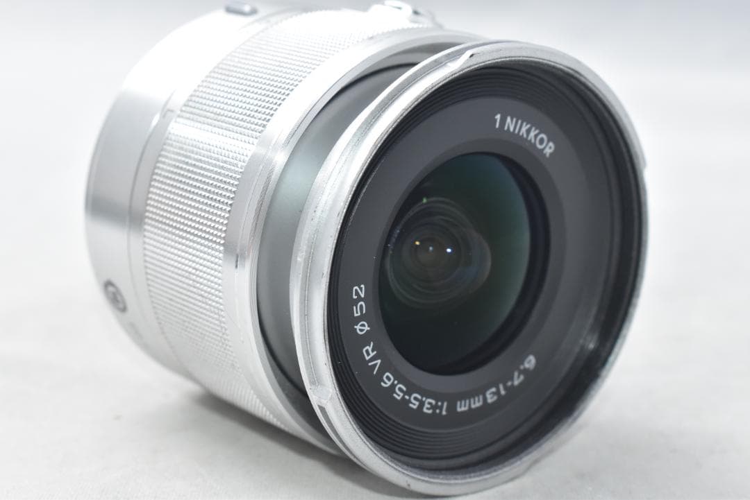 Nikon 1 NIKKOR 6.7-13mm F3.5-5.6 VR シルバー