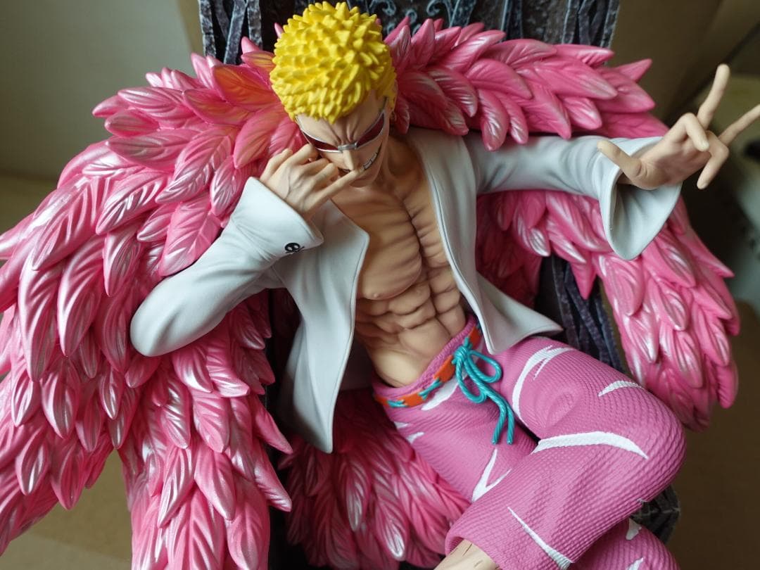 ワンピース 王下七武海 ドフラミンゴ フィギュア 塗装済み完成品