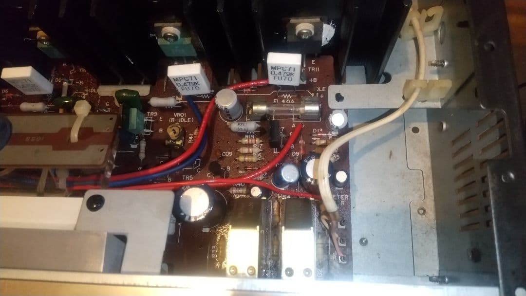 東芝 Aurex SC-335 アナログレベルメーター搭載 ステレオパワーアンプ