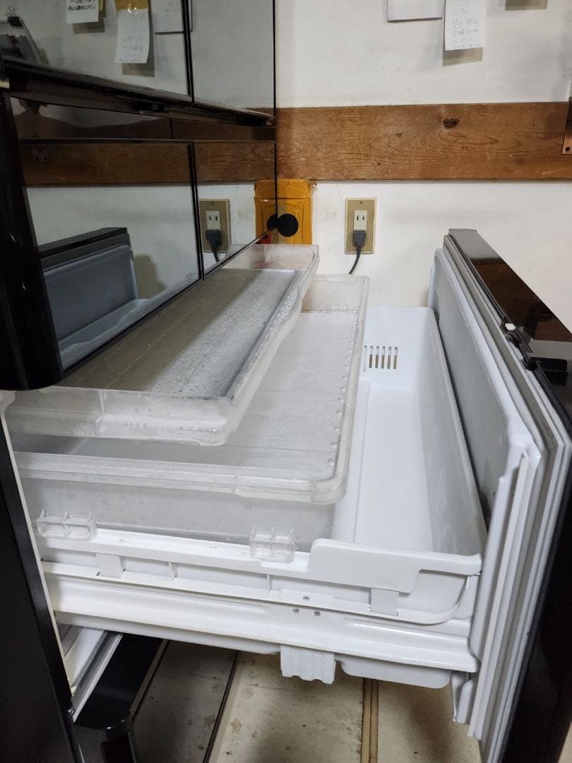 R-WXC74N(X) 735L 大型 ブラック 冷蔵庫 両開き ミラー仕上げ