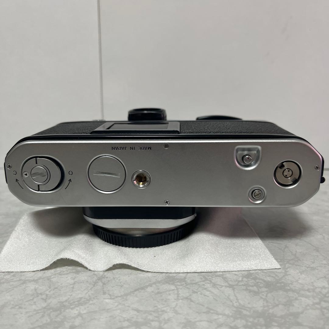 Nikon F2 アイレベル ボディーと Nikkor 35mm/F2のセットNikon F2 アイ