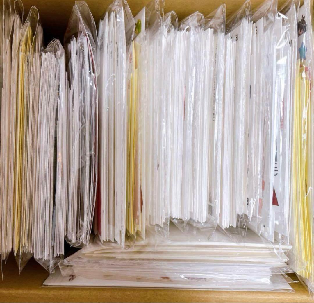 【1000枚】　人物ステッカー　まとめ売り　コラージュ　紙モノ　断捨離 コラージュ素材 おすそ分け 250枚 ステッカー 紙モノ シール まとめ