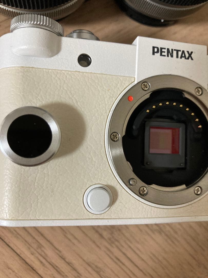 PENTAX ミラーレス一眼 Q-S1 ダブルズームキット ピュアホワイト美品