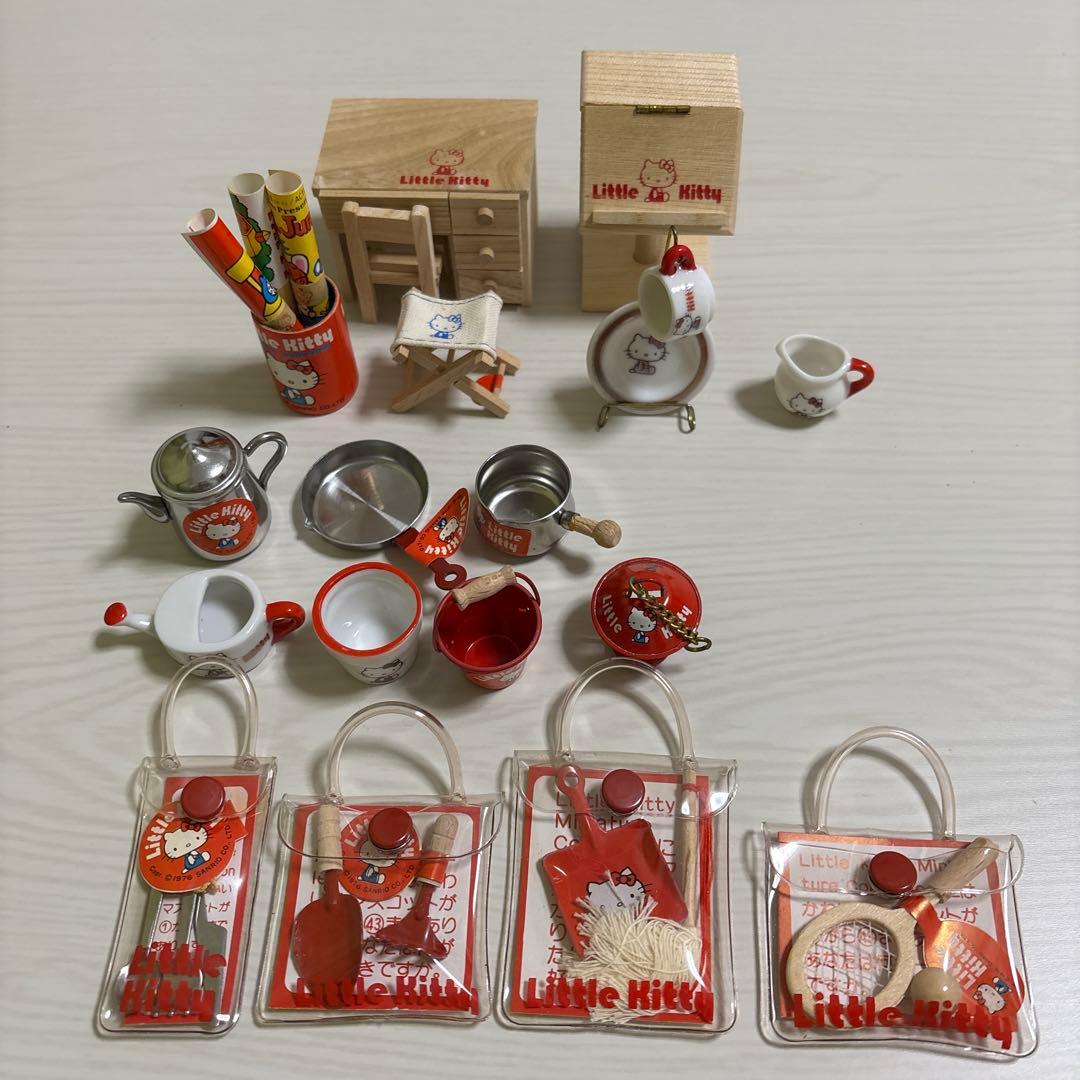 リトルキティ　ミニチュアコレクション　17点 Little Kitty Miniature Collection リトルキティミニチュア