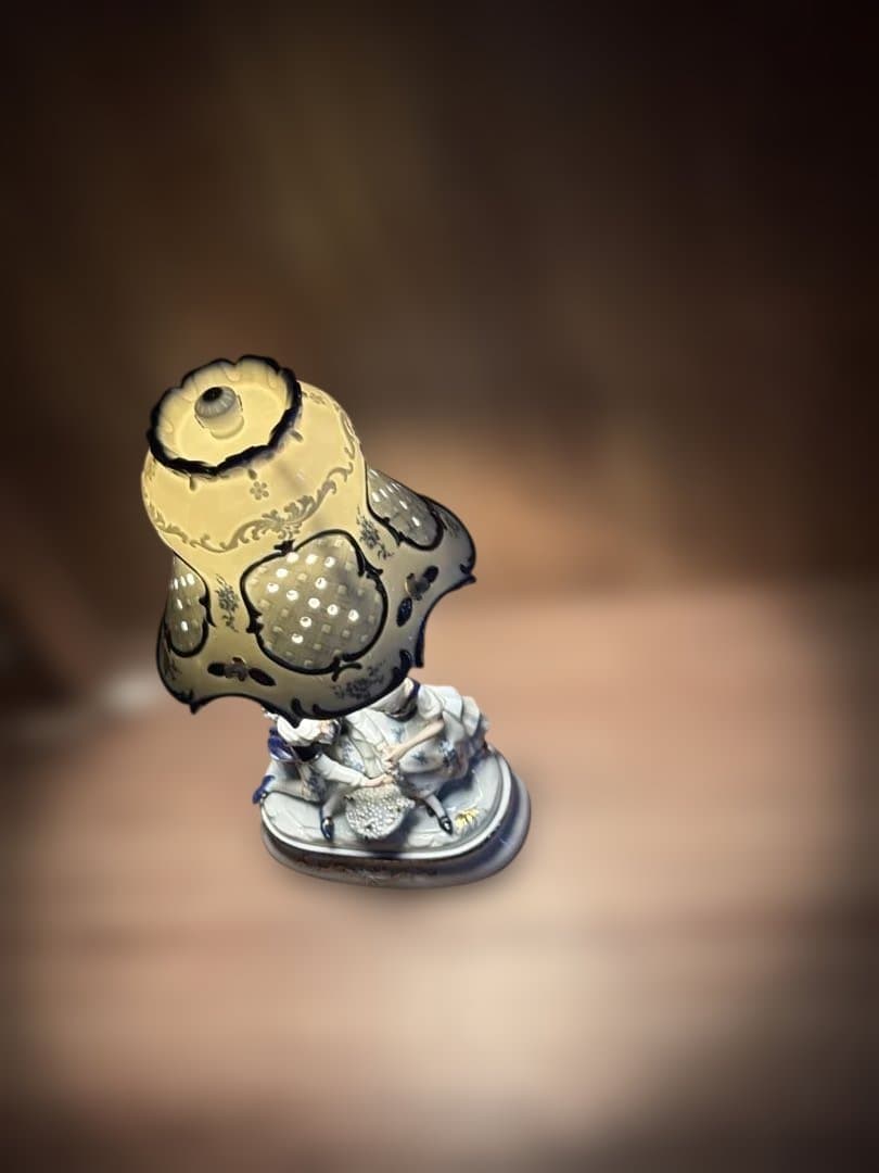 ドマン 電気スタンド ランプ 陶器 貴婦人 レトロ - メルカリ