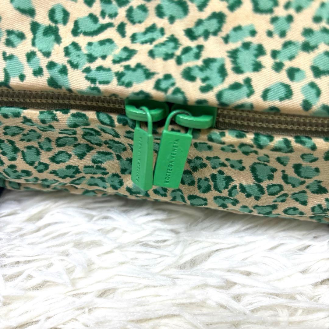 希少.美品 BOTTEGA ボッテガヴェネタ ハンドバッグ レオパード