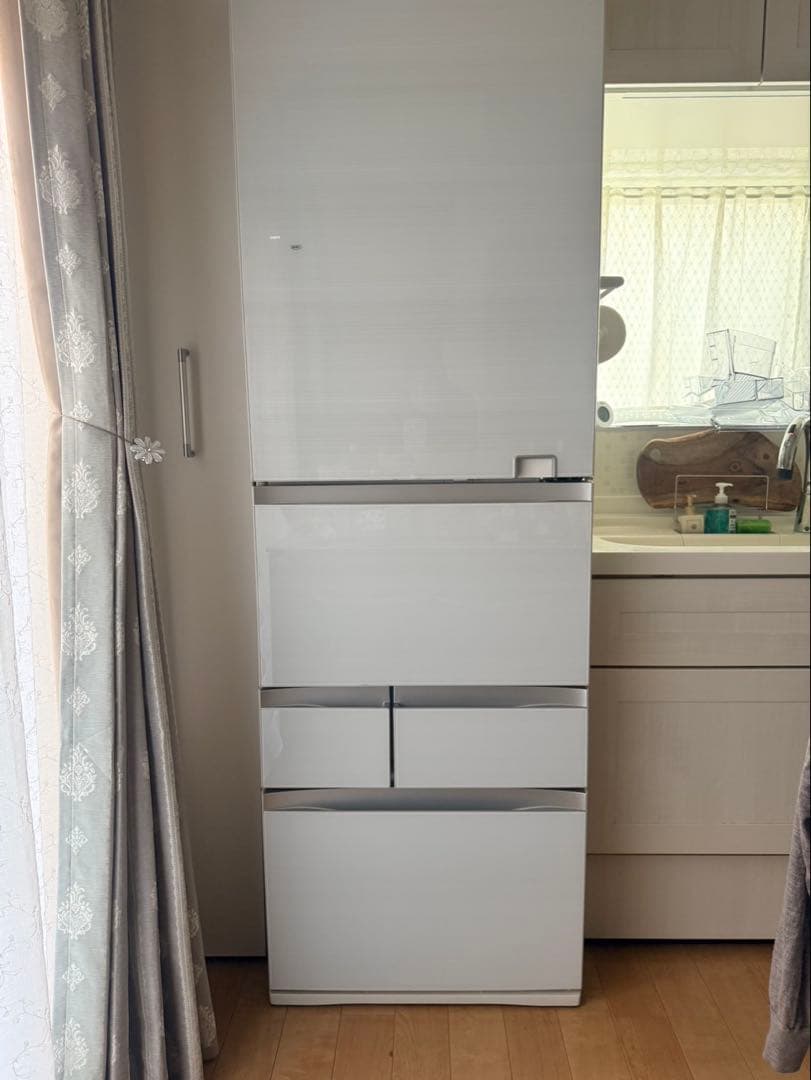 冷蔵庫 501L 大容量 美品 高性能モデル 東芝 20年製 東芝 冷蔵庫 501L 右開き 5ドア 幅60cm スリムで大容量 3段冷凍室 広々