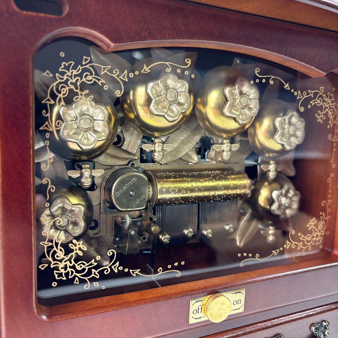 美品 SANKYO サンキョー オルゴール 青きドナウ ジュエリーボックス 蜂