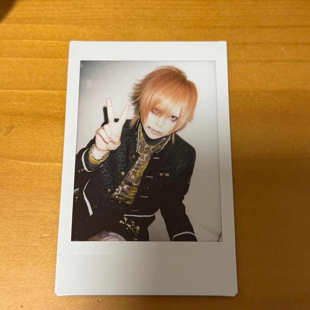 R指定 マモ チェキ - メルカリ