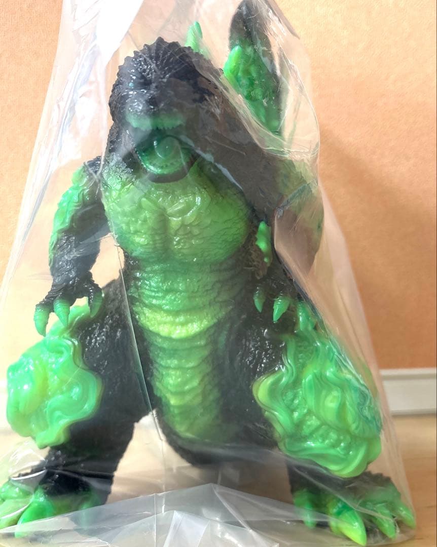 ゴジラ (2023) 幽玄 蓄光WF2026 frogtreeプレックス - メルカリ