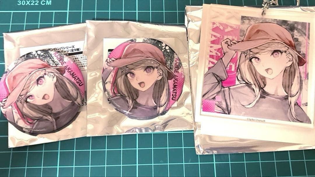 ダンガンロンパ 赤松楓 toi8 缶バッジ アクリルキーホルダー 3点まとめ