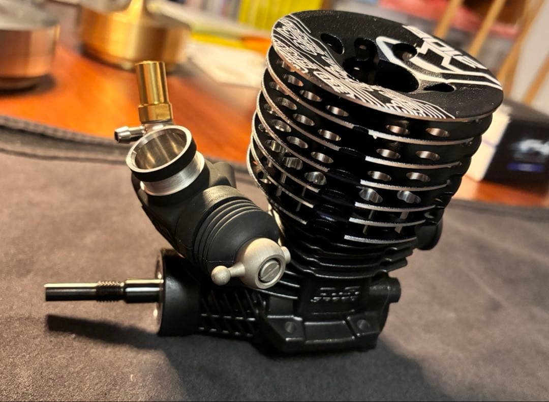 小川精機 OS ラジコンエンジン - メルカリ