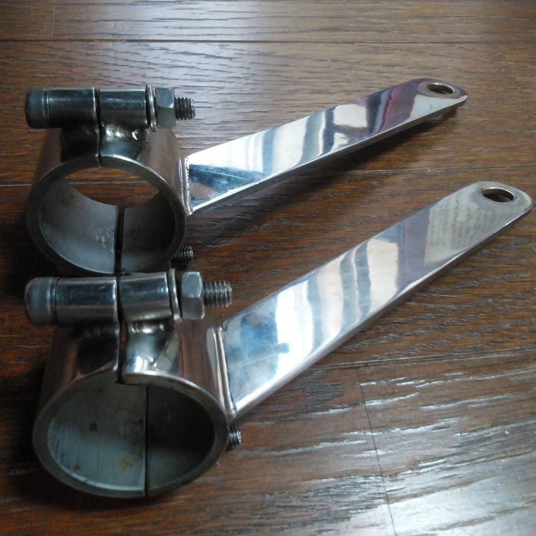 チャックボックス ヘッドライトステー Φ35フロントフォーク用 SR400