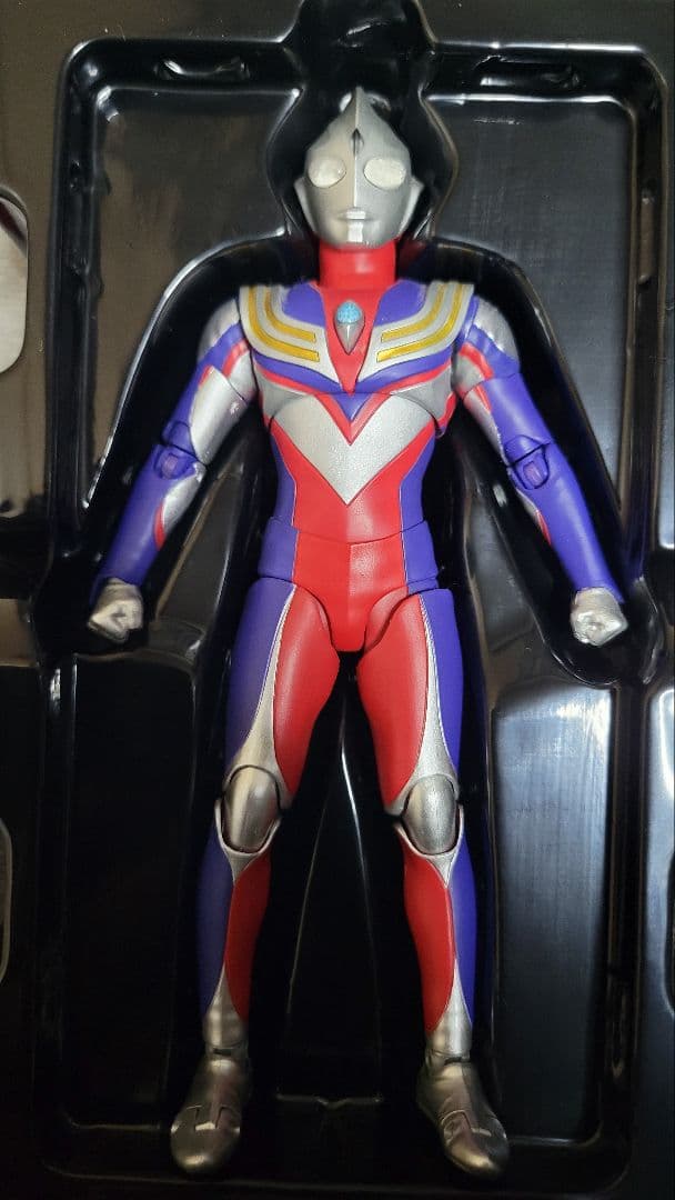 S.H.Figuarts 真骨彫製法 ウルトラマンティガ (再販版)