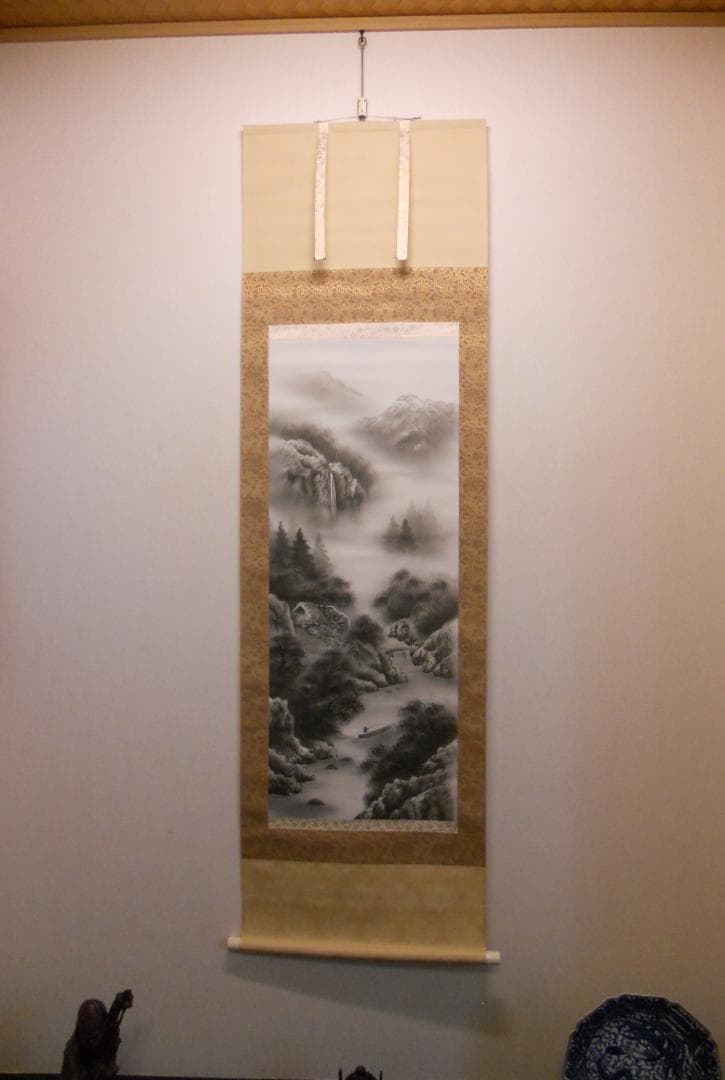 掛け軸 関口仙崖 水墨山水 絹本 希少 軸装 茶道具 掛軸 美品 です。