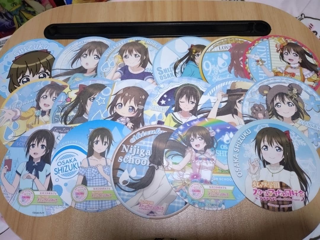 ラブライブ　ニジガク　虹ヶ咲　桜坂　しずく　コースター　キッチンカー ラブライブ 虹ヶ咲 お台場 キッチンカー コースター 桜坂しずく - メルカリ