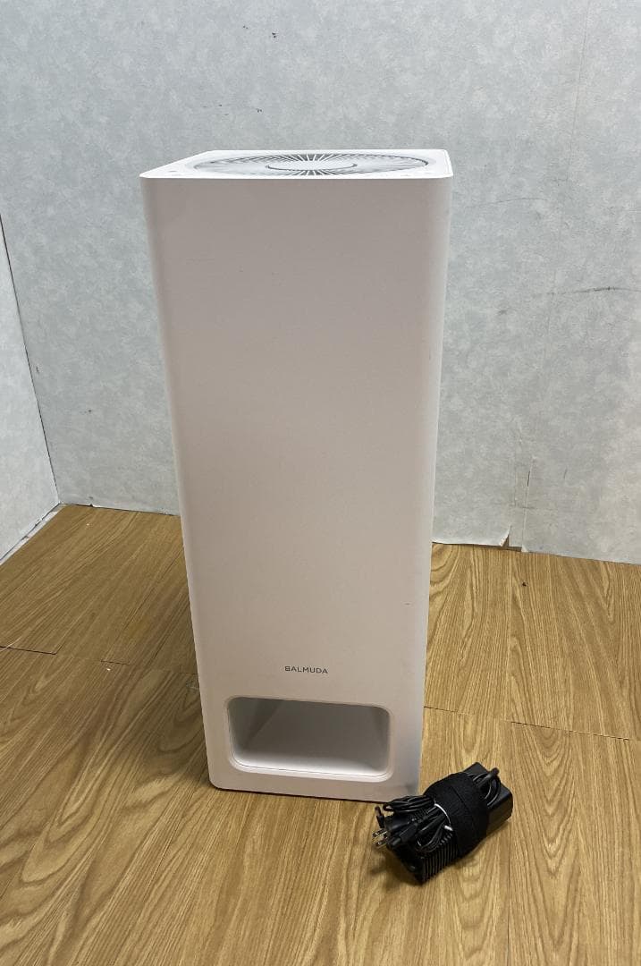 Y♢235 バルミューダ　THE PURE 空気清浄機 A01A-WH Amazon.co.jp: バルミューダ ザ・ピュア 空気清浄機 ホワイト BALMUDA