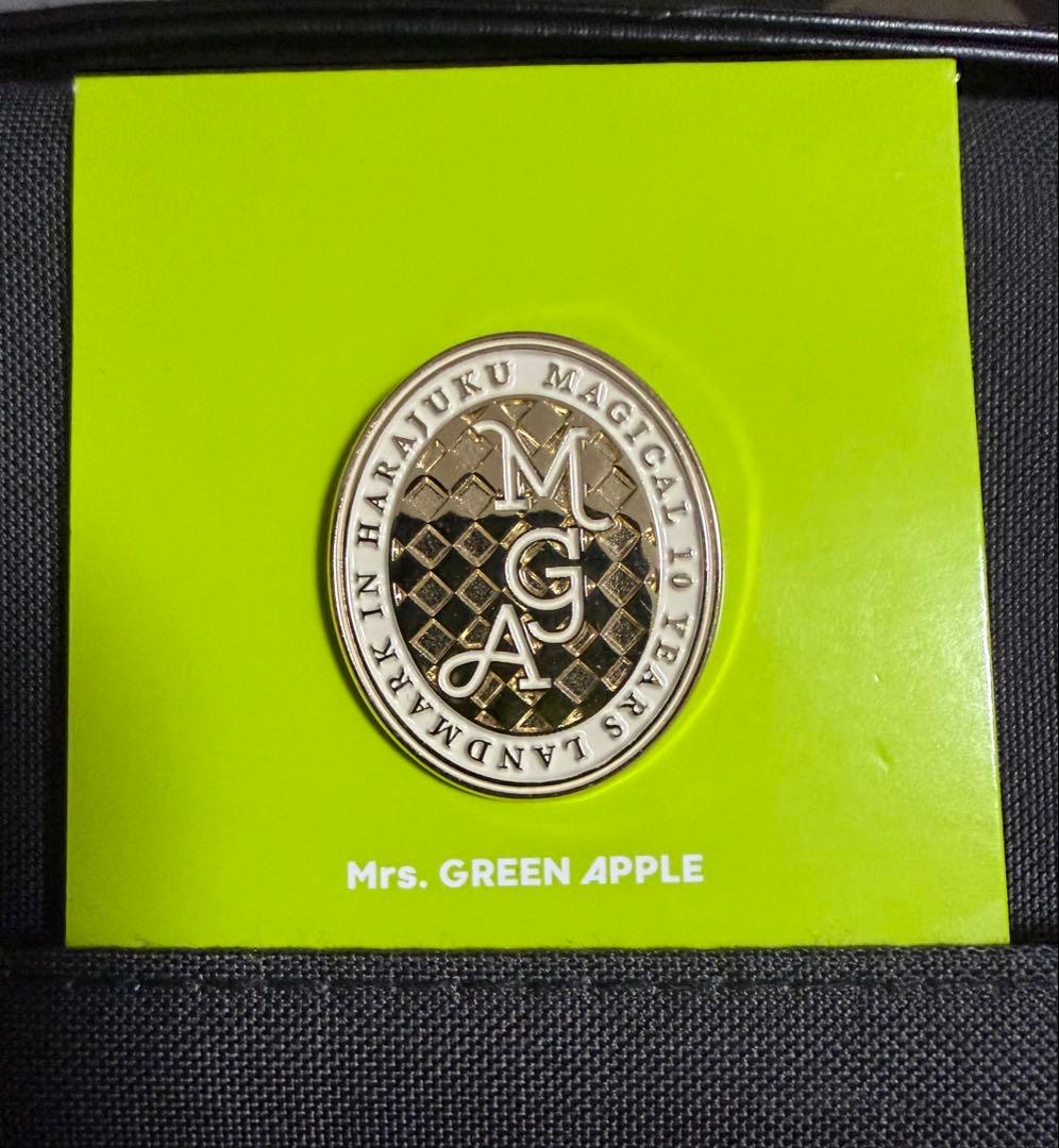 Mrs. GREEN APPLE 10周年 ピンバッジ - メルカリ