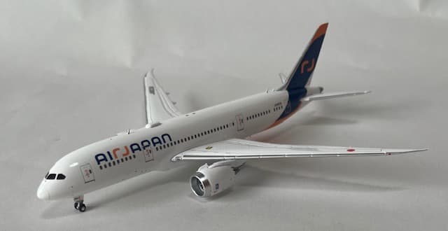 航空機・ヘリコプター Air Japan B787-8 JA803A 航空機・ヘリコプター Air Japan B787-8 JA803A Air Japan B787-8 JA803A