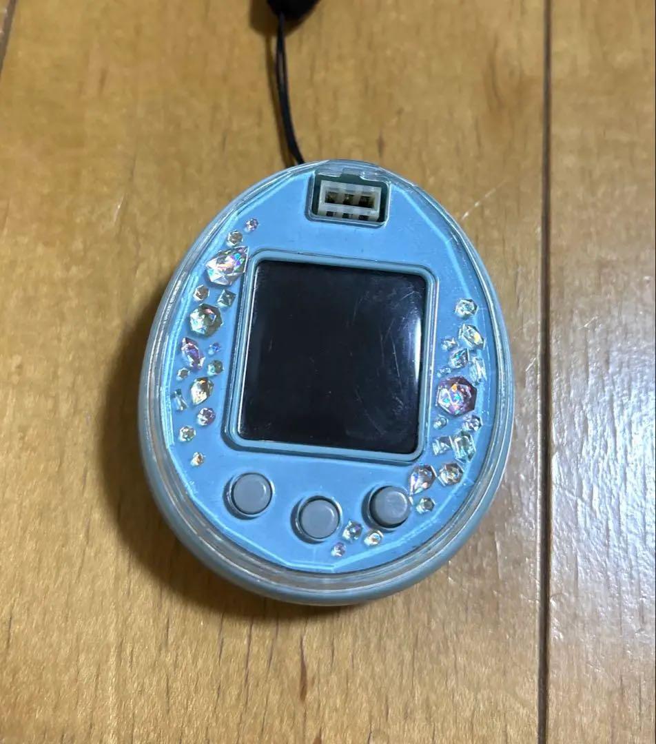 たまごっちピース Tamagotchi P's ブルー きらきら育成ブック - メルカリ