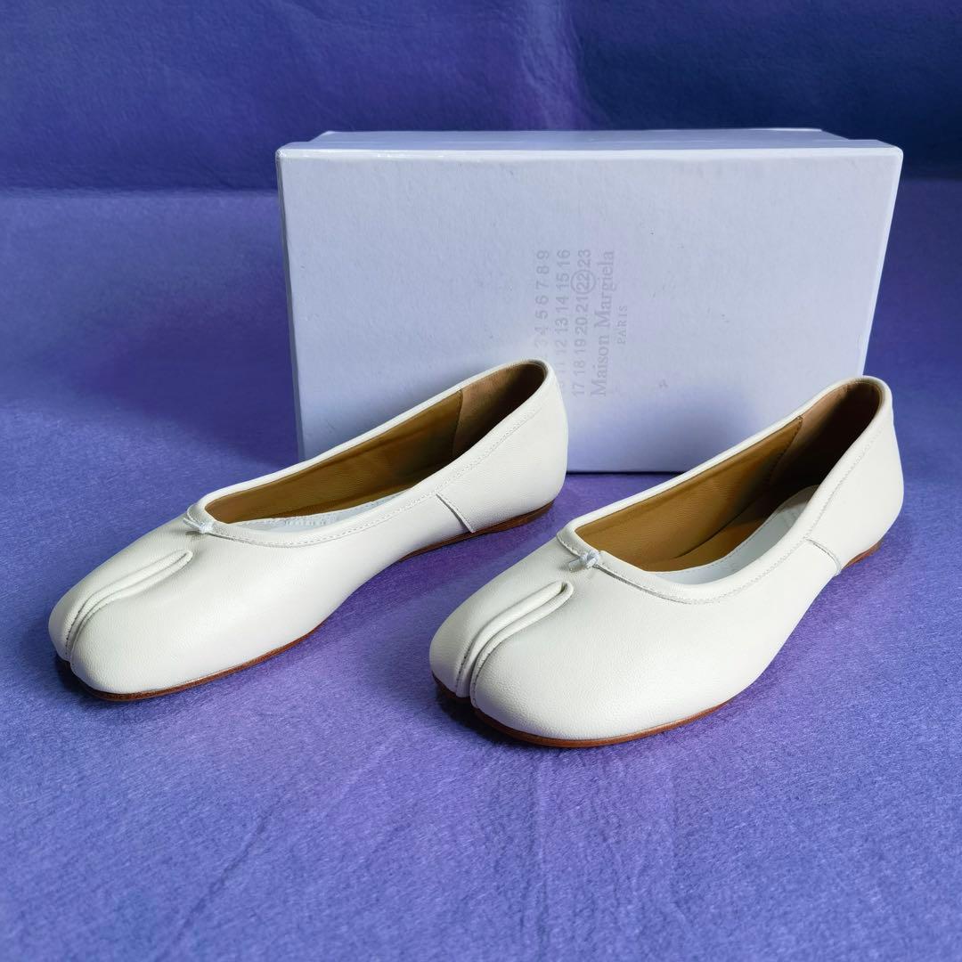 人気☆MAISON MARGIELA☆TABI レザーバレエシューズ ホワイト