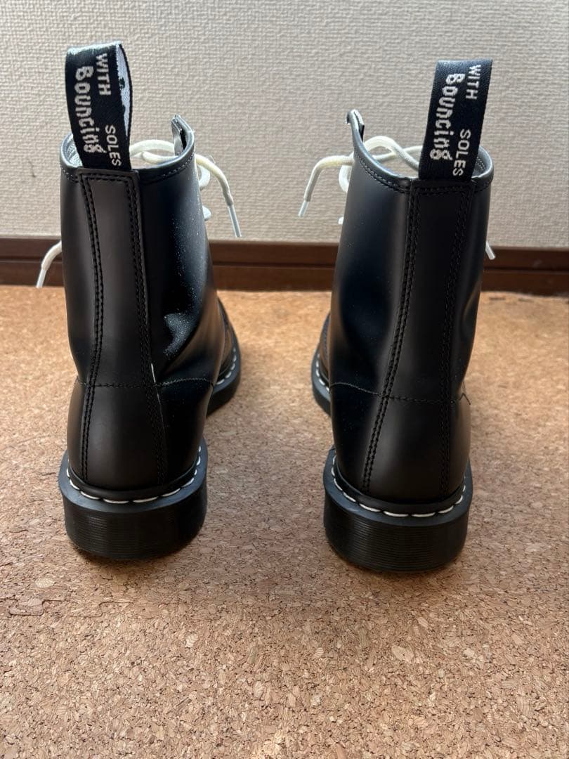 ドクターマーチン　8ホール　ホワイトステッチ　28.0cm UK9