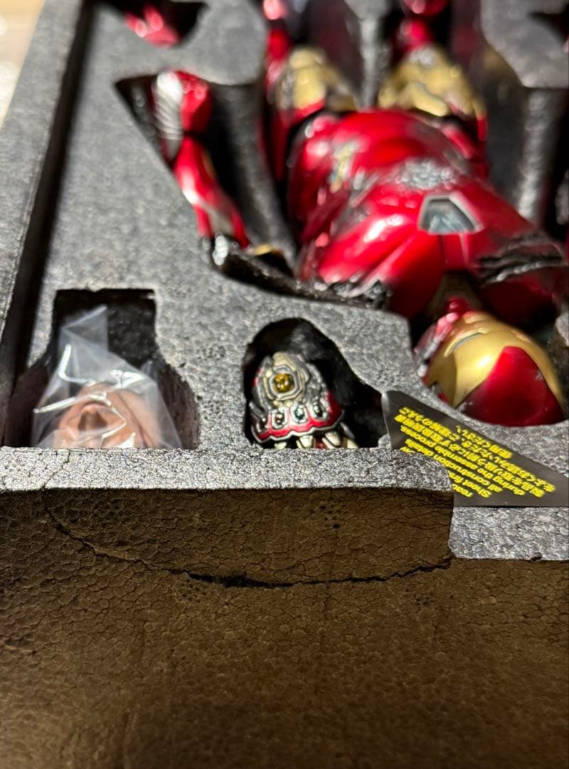 ホットトイズ アベンジャーズ 御三家 三体セット売り - メルカリ