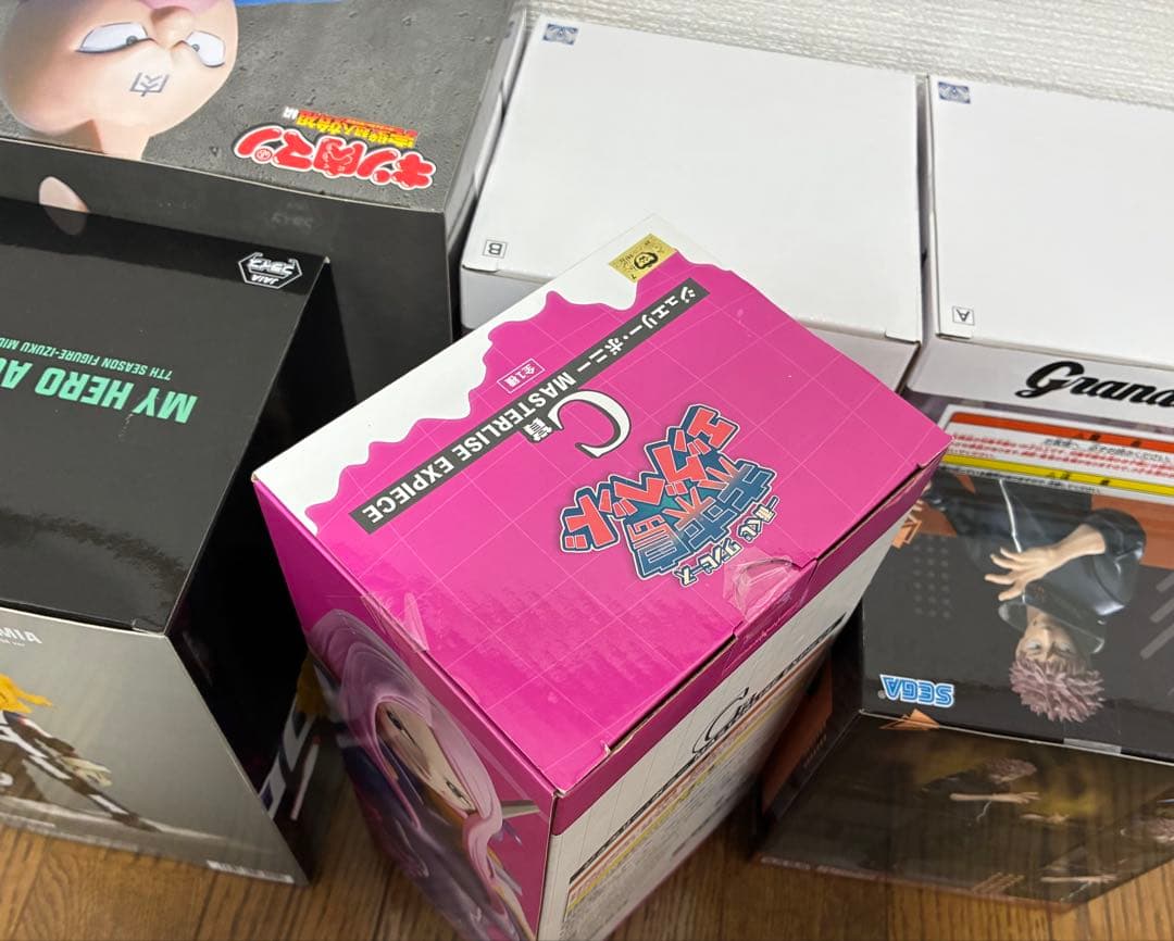 人気アニメ フィギュア 6種6個セット】まとめ売り__@__＊__♪ - メルカリ