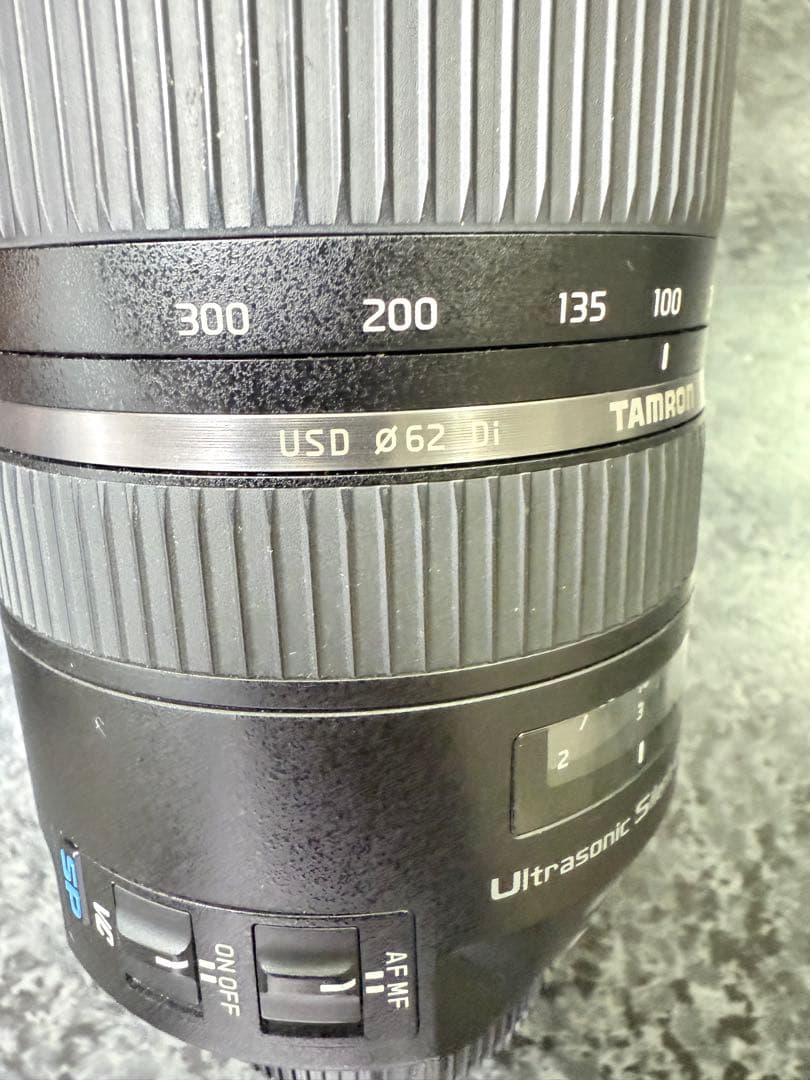 TAMRON SP 70-300mm F/4-5.6 望遠レンズ