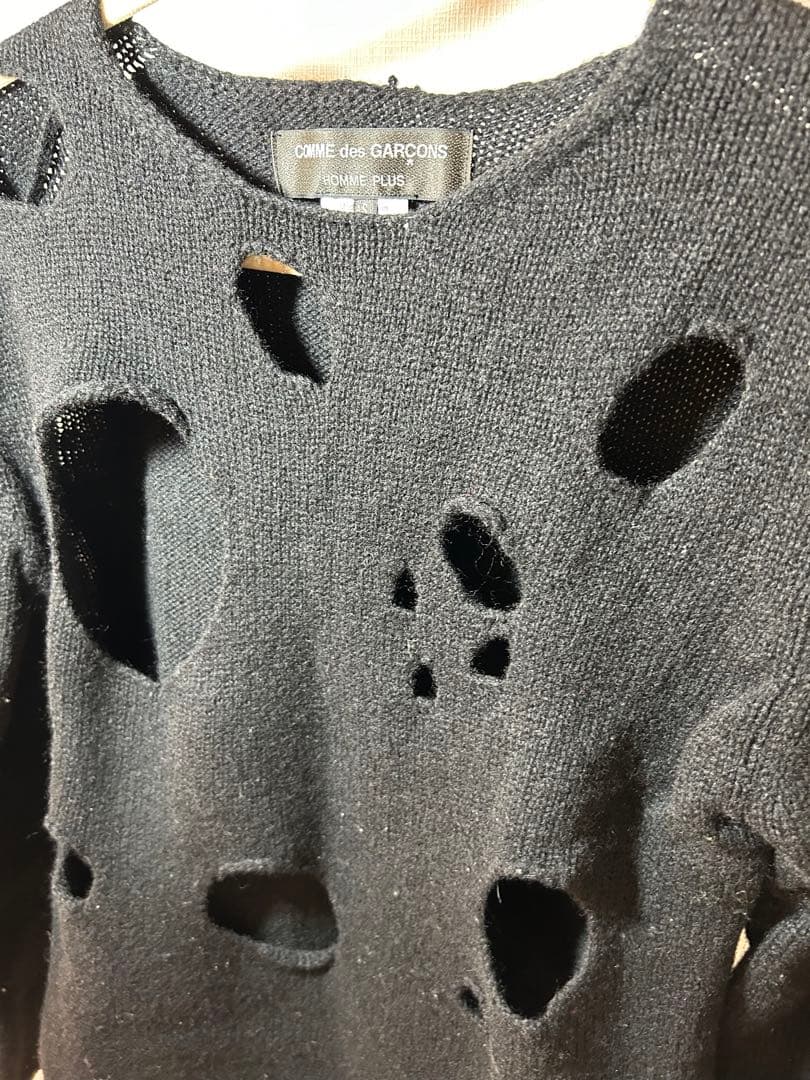 COMME des GARCONS HOMME PLUS ニット穴あき14AW - メルカリ