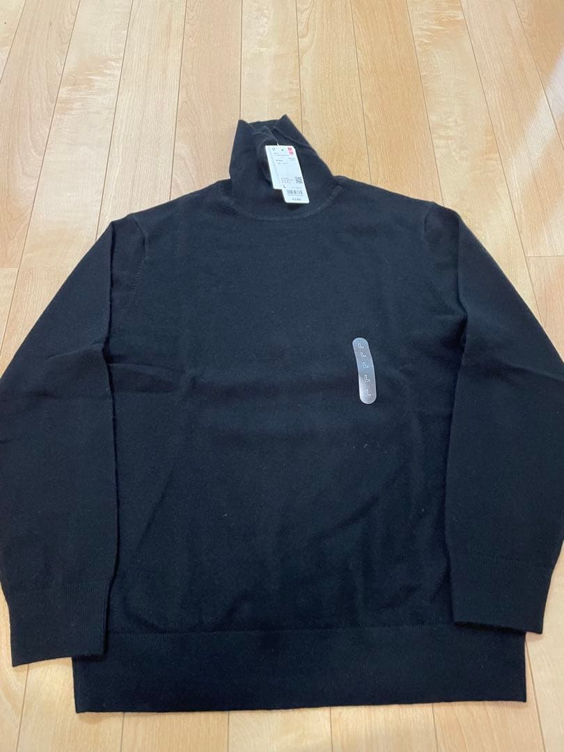 新品　UNIQLO カシミヤ タートルネックセーター L ブラック 新品】カシミヤタートルネックセーター ユニクロ 2023年製 ブラックL