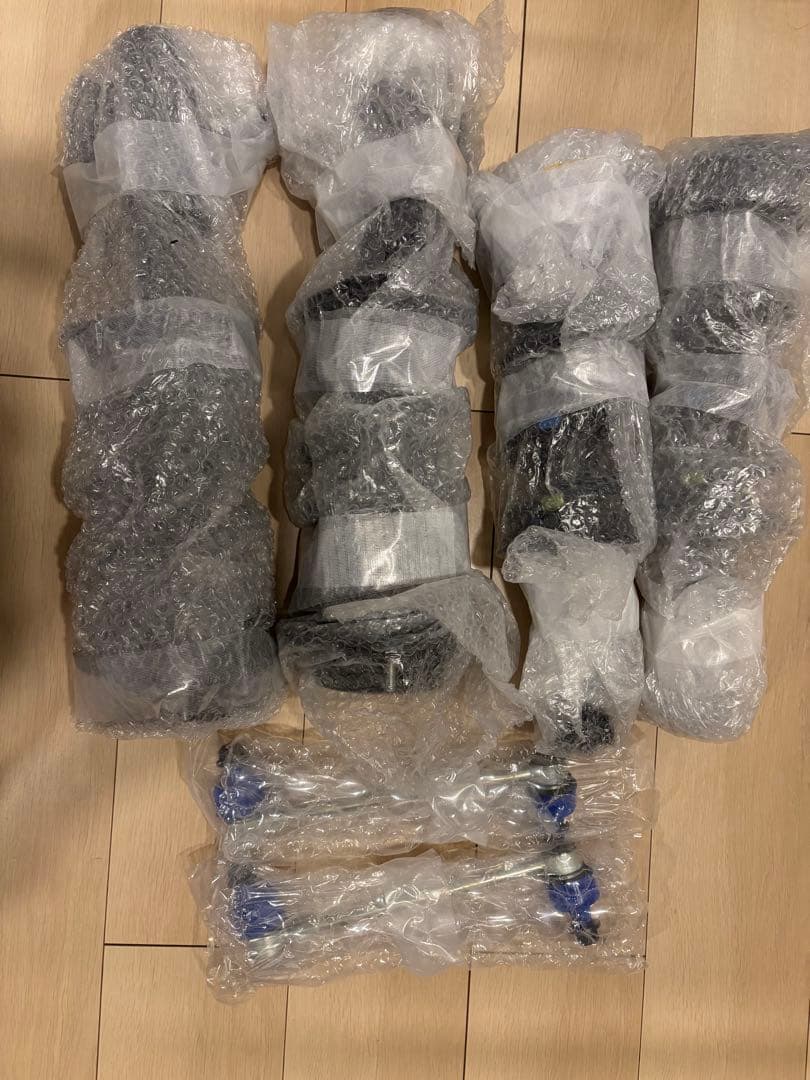 SACHS （ZF）アブソーバー GR86純正オプション SACHS （ZF）アブソーバー GR86純正オプション - メルカリ