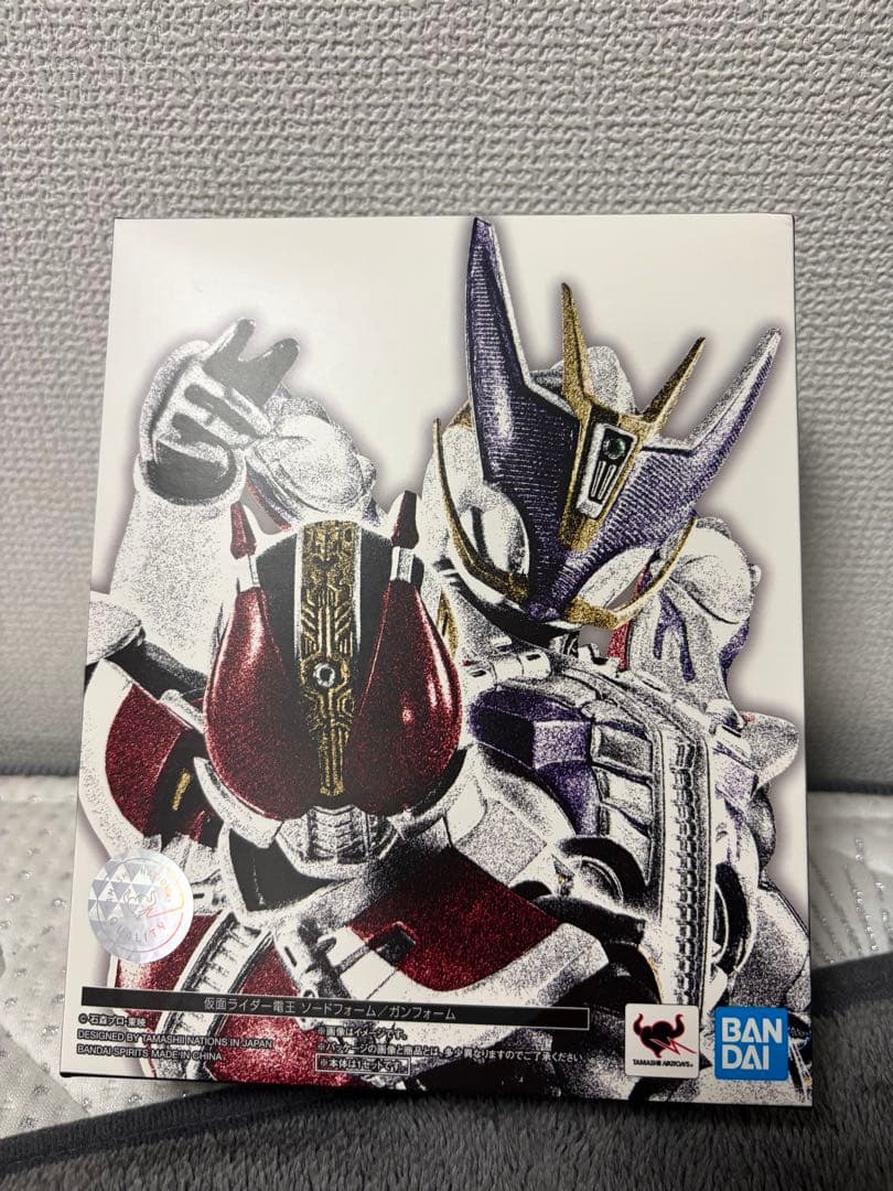 仮面ライダー電王 S.H.Figuarts真骨彫　ソードフォーム/ガンフォーム Amazon.co.jp: TAMASHII NATIONS S.H.フィギュアーツ 仮面ライダー電王