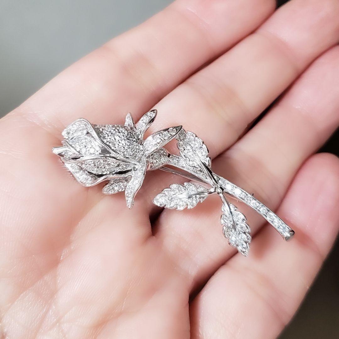 最安値 K18WG 天然ダイヤペントップ兼ブローチ 0.86ct