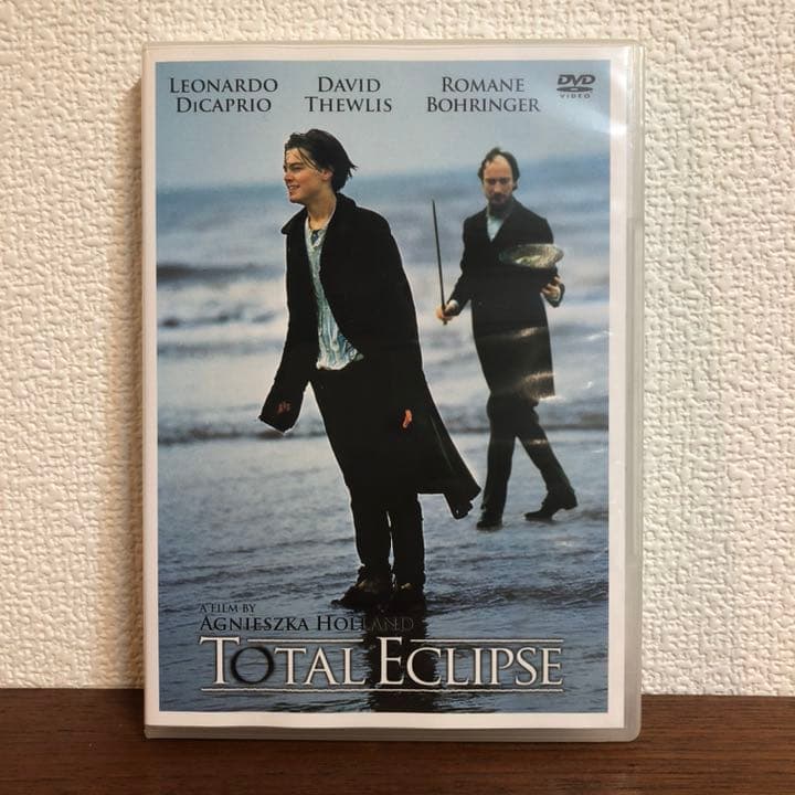 太陽と月に背いて('95英) DVD - メルカリ