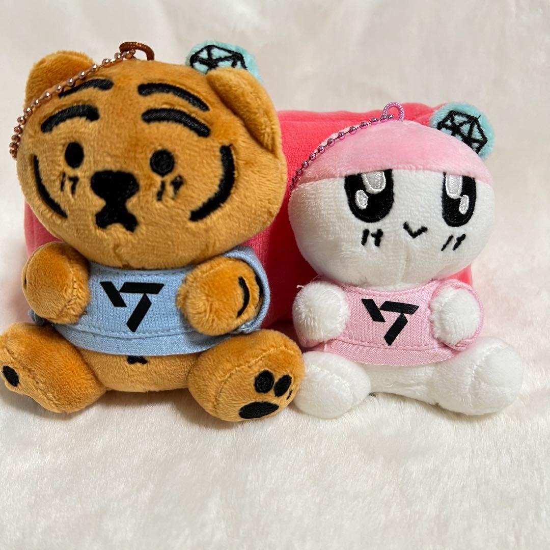 SEVENTEEN セブチ ボンボンイ ムジークタイガー ぬいぐるみ - メルカリ