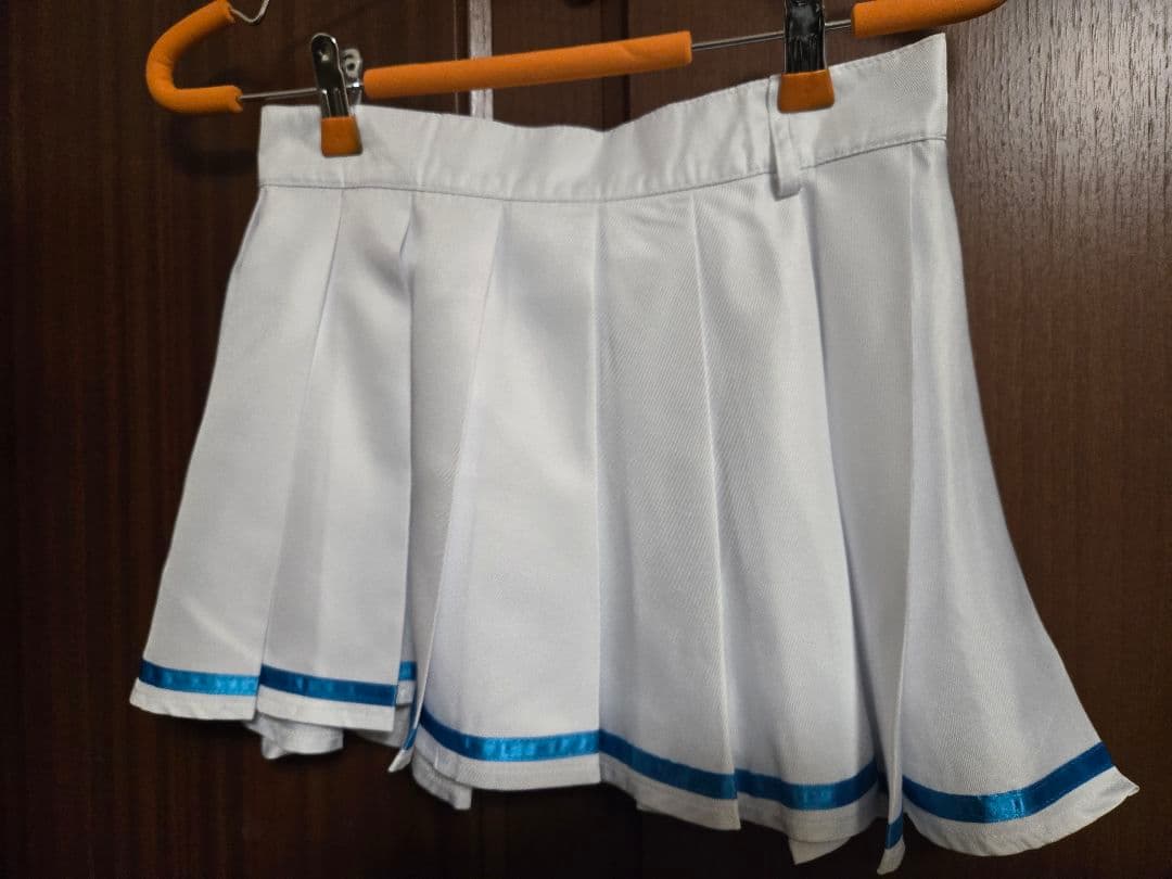 NIKKE ネオン コスプレ衣装+武器(難アリ)